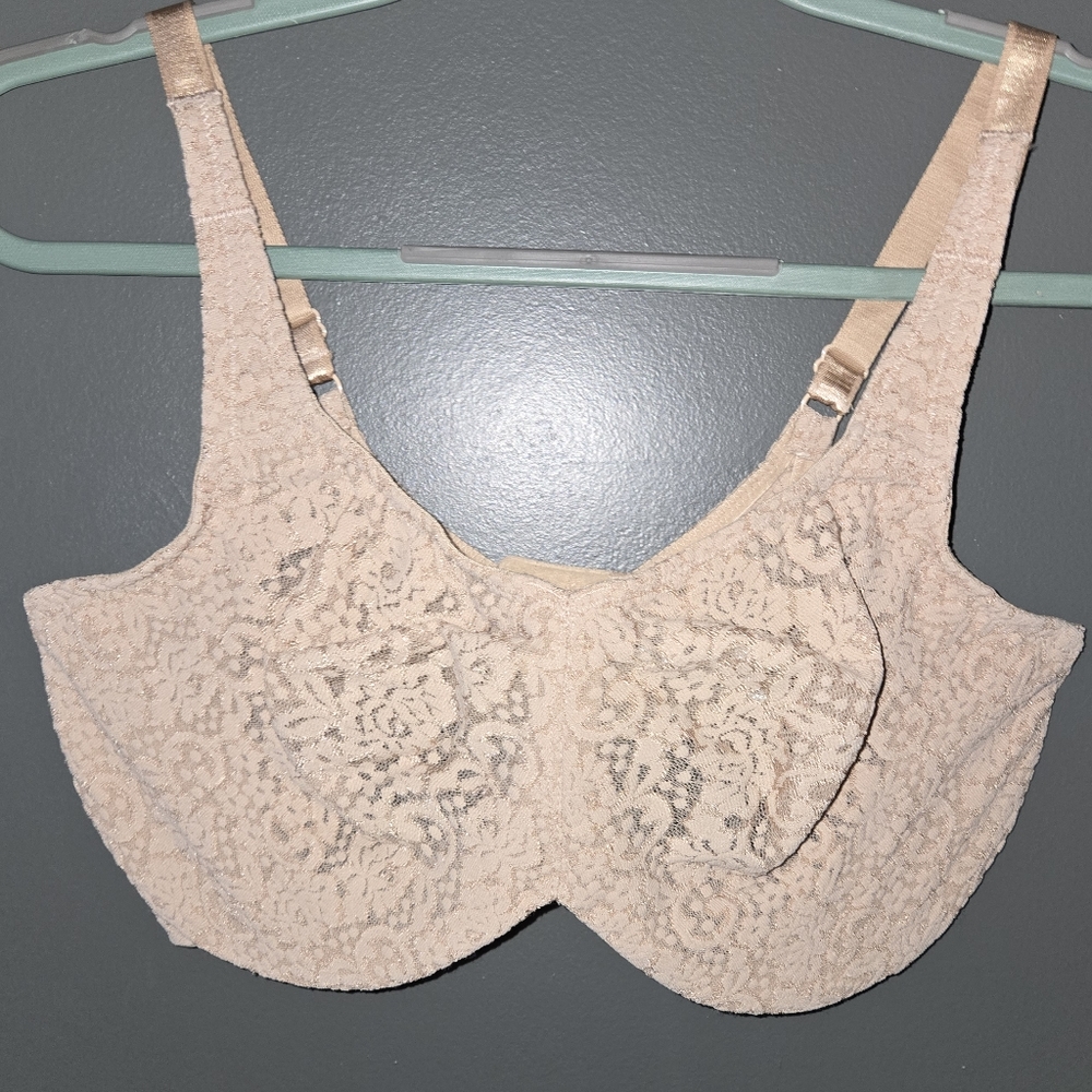 Wacoal Full Figure Halo Unlined Lace Bra 😍